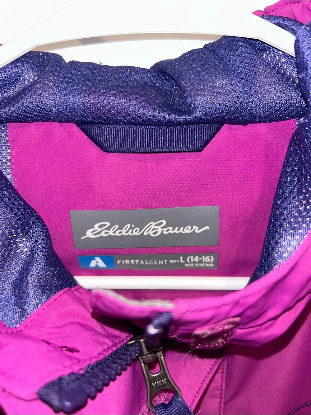 Eddie Bauer Girl’s FirstAscent Fuchsia Hooded Rain Jacket, Size Large (14-16)
